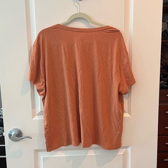 girlfriend collective Ginger  Cupro V-Neck Tee - Picture 8 of 11